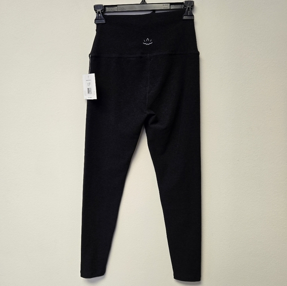 Beyond Yoga Spacedye Knot A Problem High Waisted 7/8 Yoga Leggings Black M - Picture 4 of 9